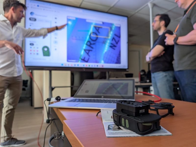Capacitación de agentes en el uso de Doculus Lumus